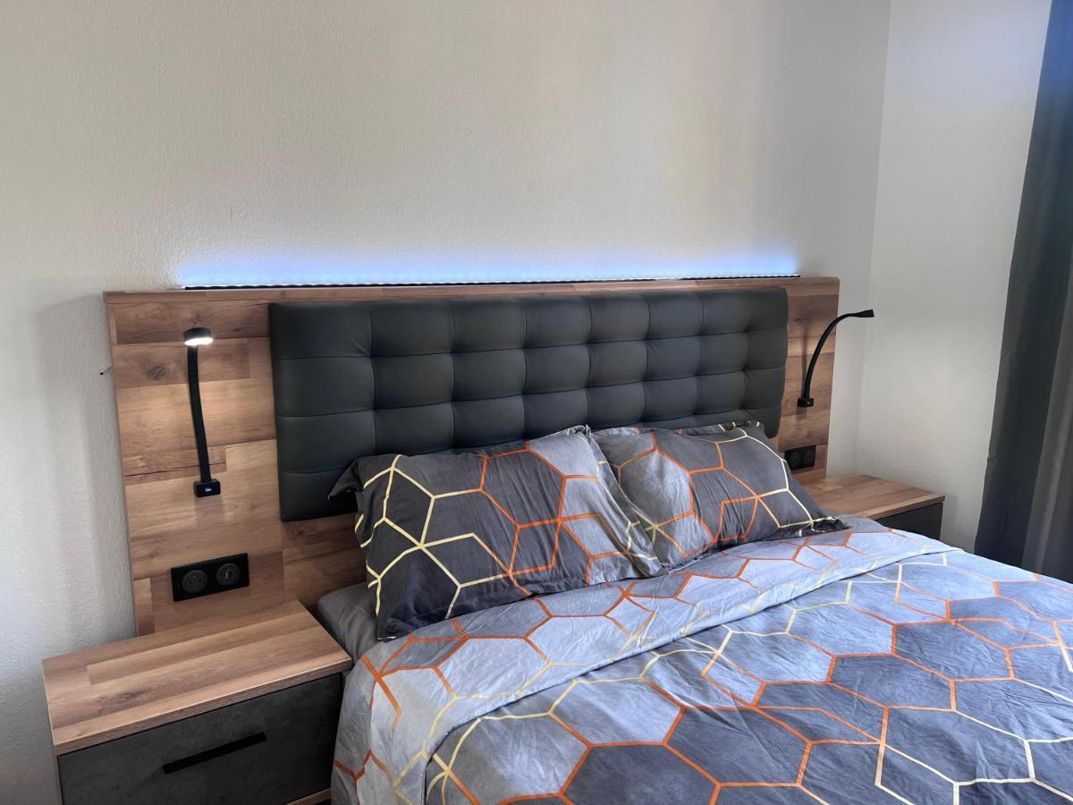 לורג Appartement T2 Avec Jardin Prive, Piscine Et Barbecue מראה חיצוני תמונה